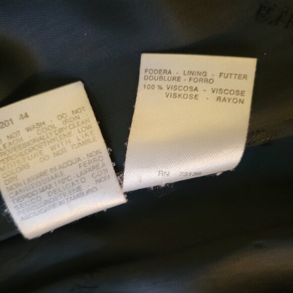 MaxMara Funnel Neck Virgin Wool Coat - Picture 5 of 7